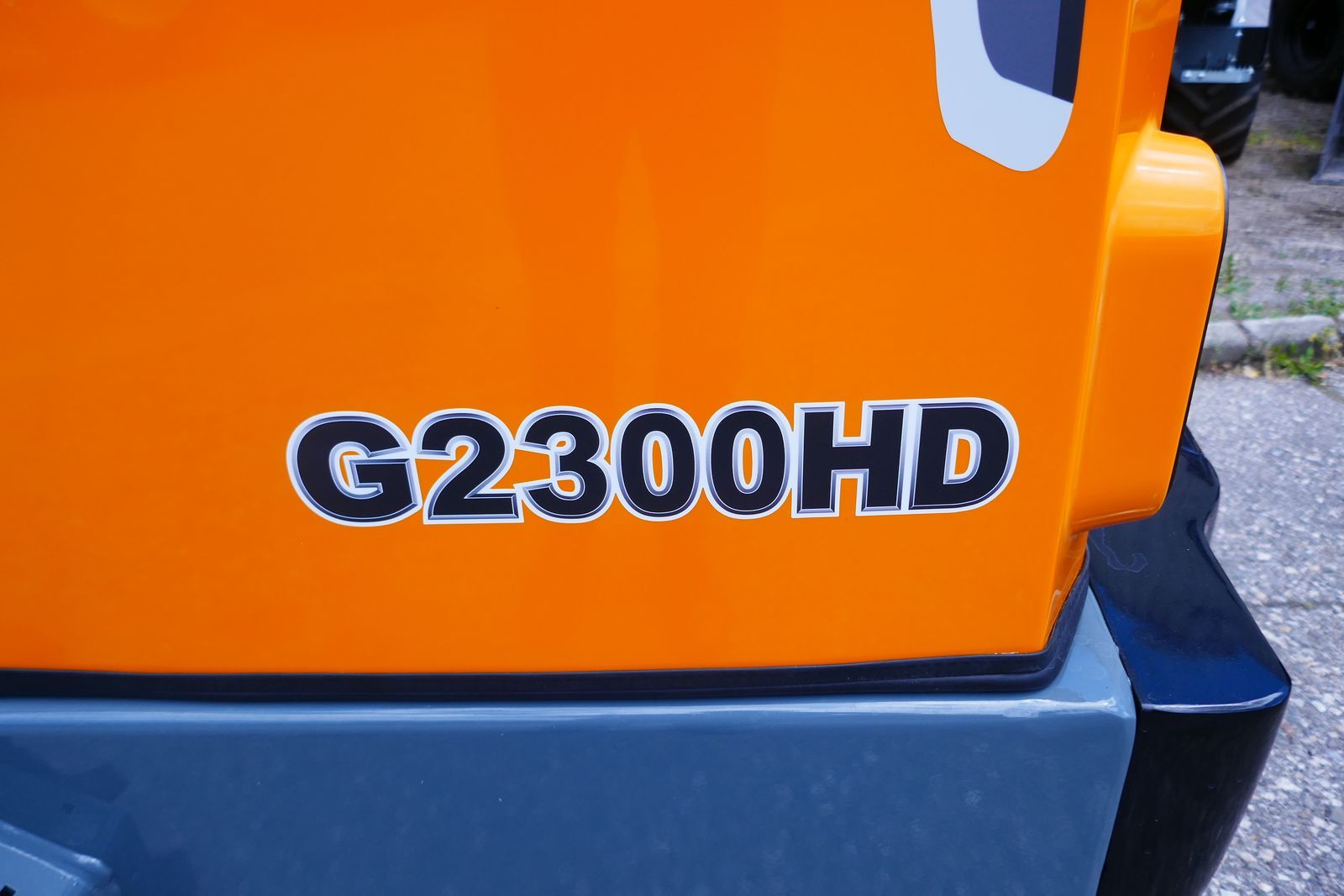 Giant G 2300 HD 2