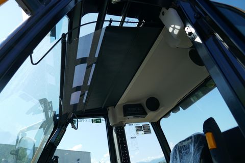 JCB TM 320