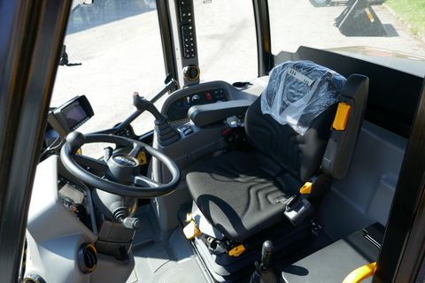 JCB TM 320