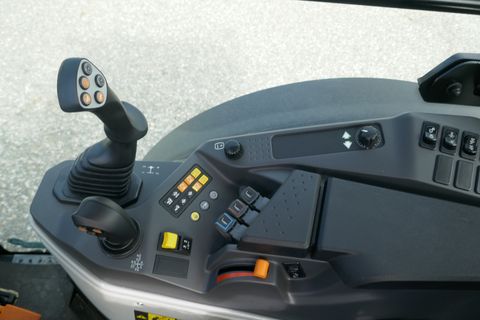 New Holland T4.110 F (Stage V)
