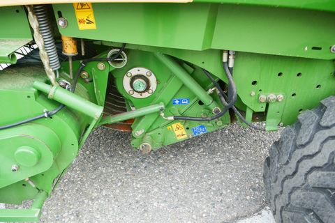 Krone Comprima F 125 XC 