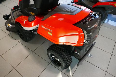Husqvarna R 216TC AWD
