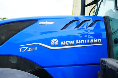 New Holland T7.225 SideWinder II