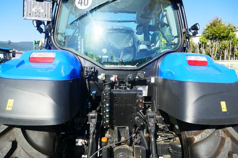 New Holland T5.120 Dynamic Command (Stage V)