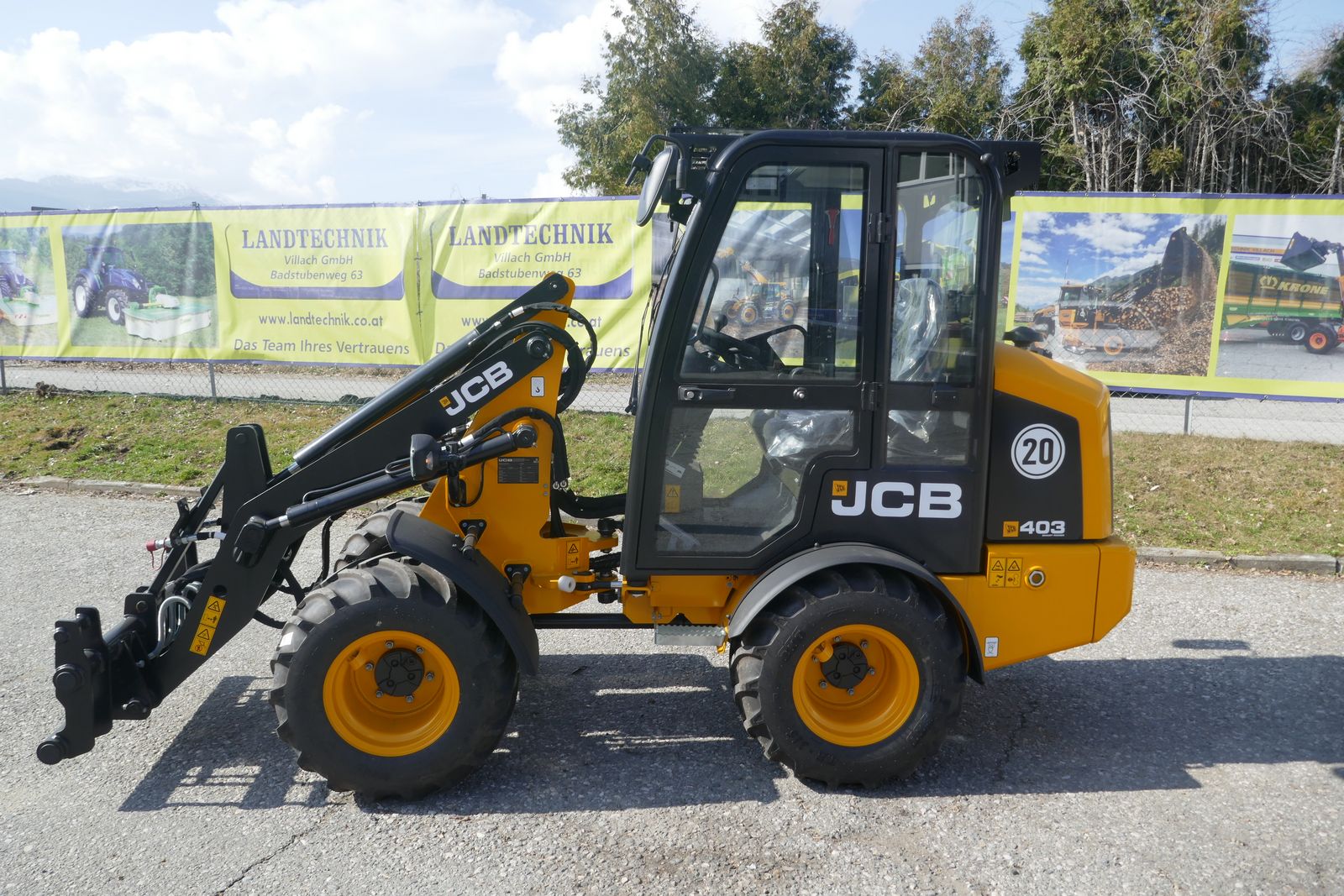 JCB 403 Agri  2