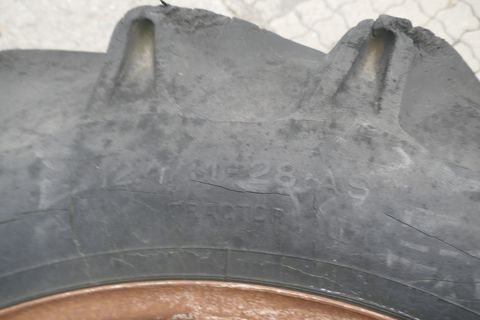 Trinker 12.4/11- R 28 Zwillingräder