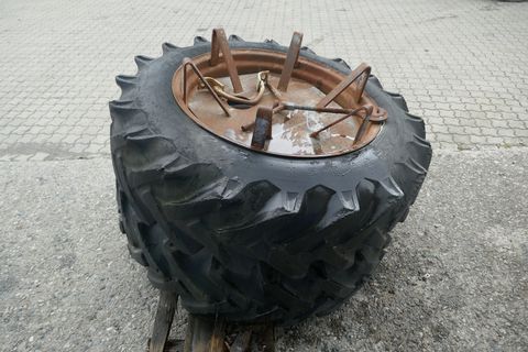 Trinker 12.4/11- R 28 Zwillingräder