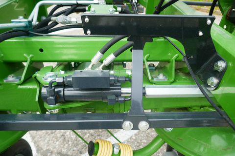 Krone Vendro T 1020