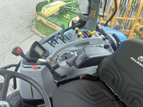 New Holland T6020 Elite