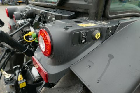 New Holland T4.110 F/N/V (Stage V)