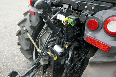 New Holland T4.110 F/N/V (Stage V)