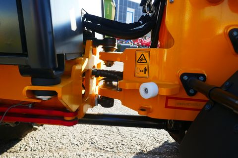 JCB 403 Agri 