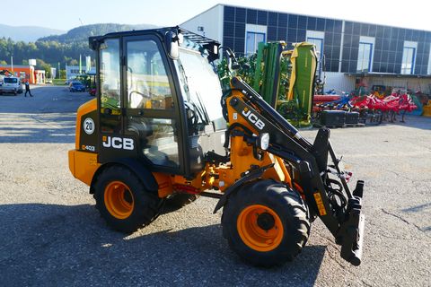 JCB 403 Agri 
