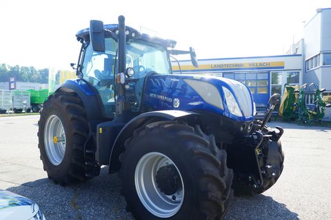 New Holland T7.230 Auto Command SideWinder II (Stage V)