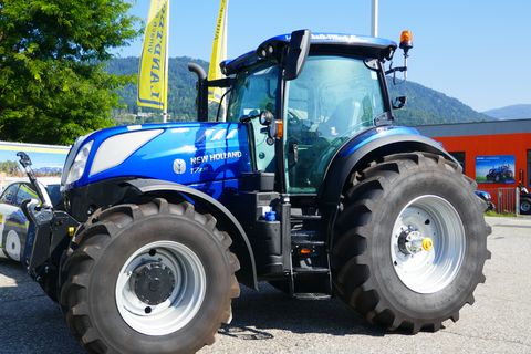 New Holland T7.230 Auto Command SideWinder II (Stage V)