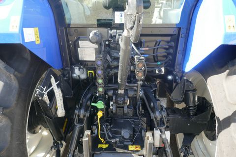 New Holland T5.90 Utility Dual Command