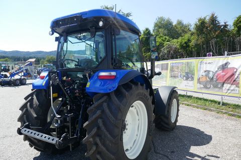 New Holland T5.100S Powershuttle