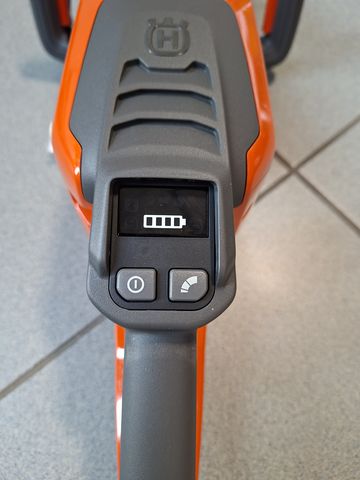 Husqvarna Akku-Heckenschere 322 iHD60