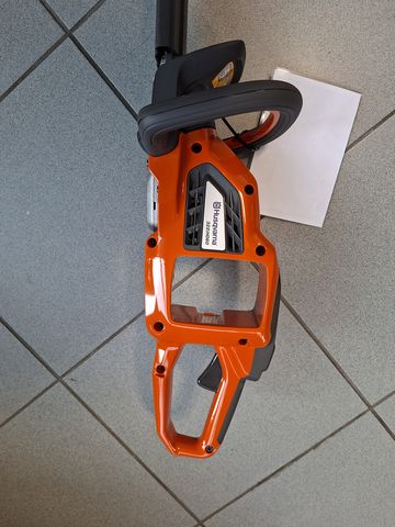 Husqvarna Akku-Heckenschere 322 iHD60