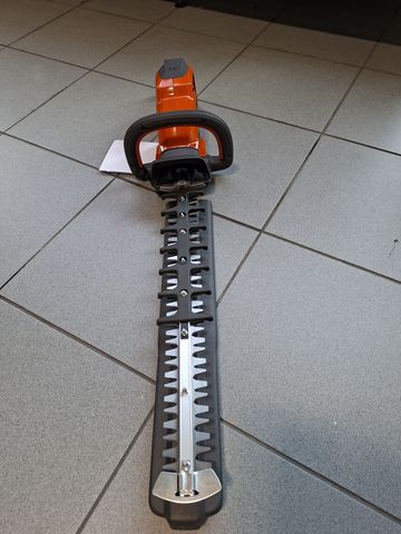 Husqvarna Akku-Heckenschere 322 iHD60