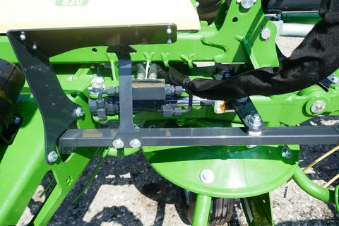 Krone Vendro 820