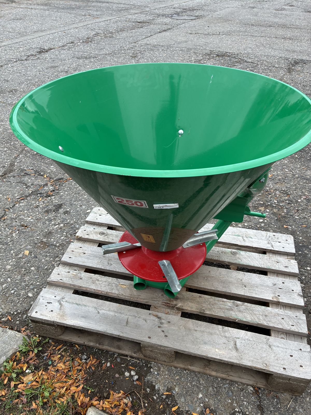 Tellerstreuer 250 l 2