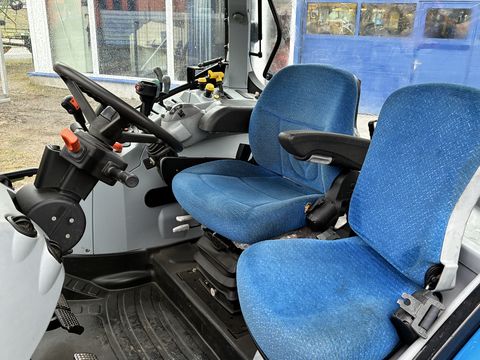 New Holland T6020 Delta