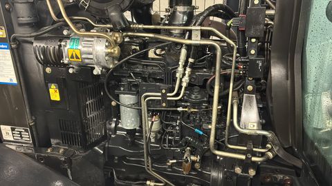 New Holland T6020 Delta