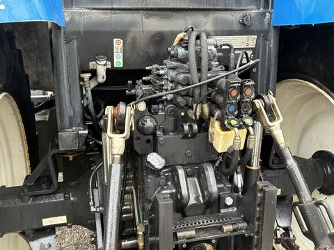 New Holland T6020 Delta