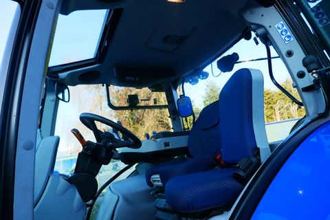 New Holland T5.110 Dynamic Command (Stage V)