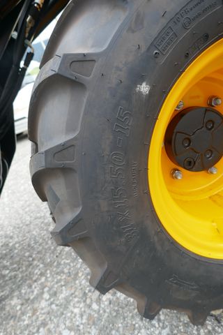 JCB 403 Agri Plus