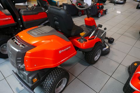Husqvarna R 214 C