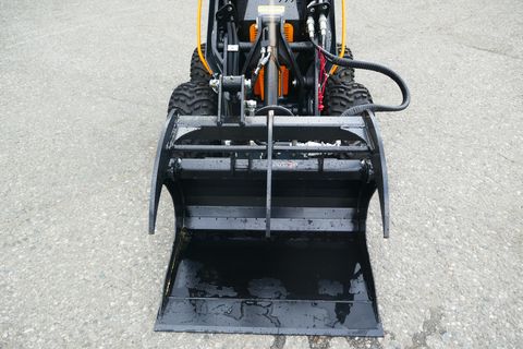 Giant GS 900 D