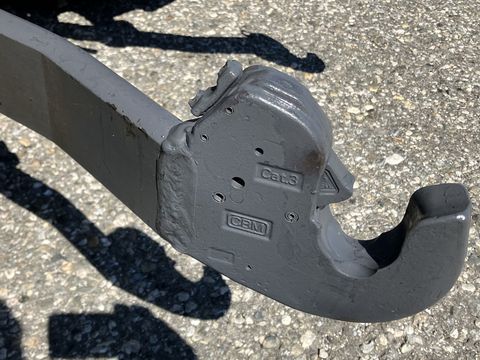 Massey Ferguson MF 5709 S Efficient