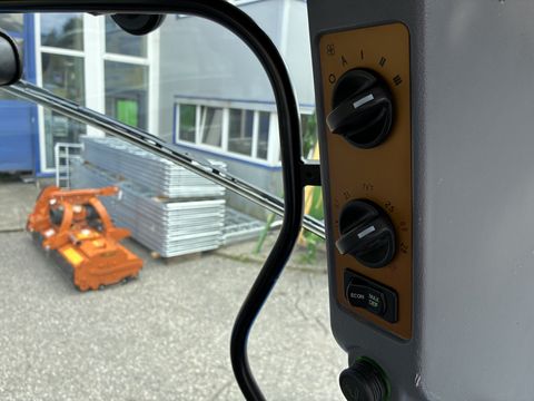 New Holland T6040 Elite