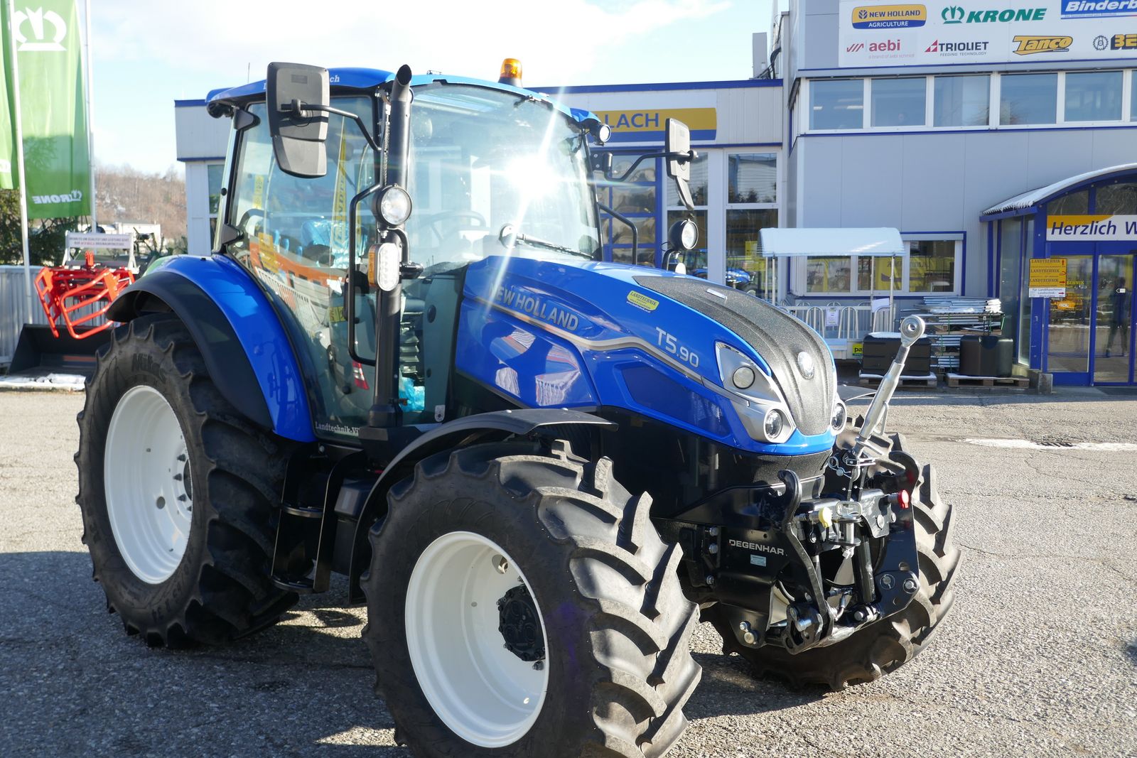 New Holland T5.90 Dual Command 3