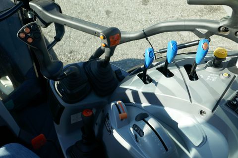 New Holland T5.90 Dual Command