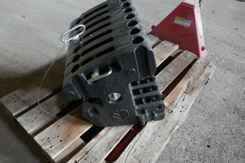 New Holland 400 kg NH T5 S