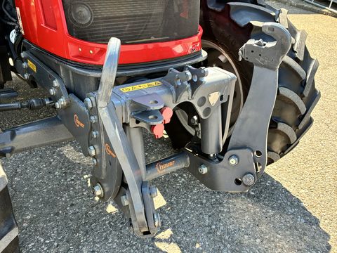 Massey Ferguson MF 5709 Dyna-4