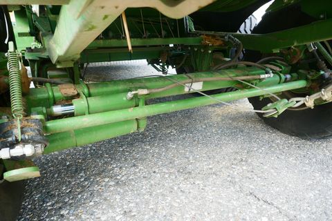 3600-c450486622fa1bd52106d4660cb30fe8-5941661