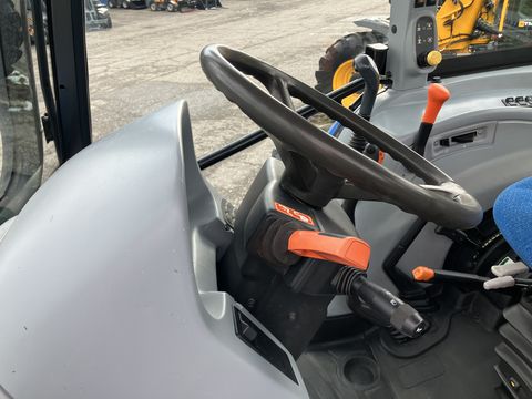 New Holland T5040
