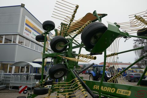 Krone Swadro TS 680 Twin