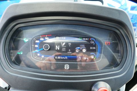 New Holland T5.100 Utility Dual Command