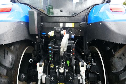 3600-ce9999844abb572023ba4f9d044d69d2-5899812