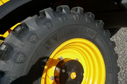 JCB 542-70 Agri Xtra DTVT