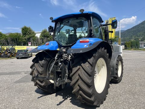 New Holland T6020 Elite