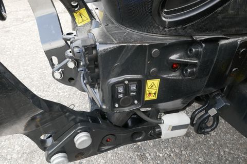 New Holland T5.110 Dynamic Command (Stage V)