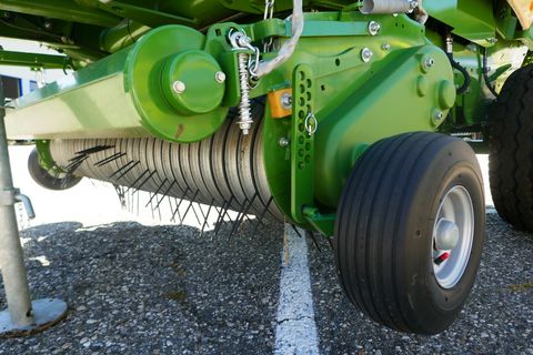 Krone Comprima F 125 XC 