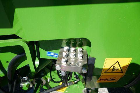 Krone Comprima F 125 XC 