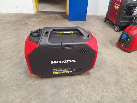 Honda EU 32i